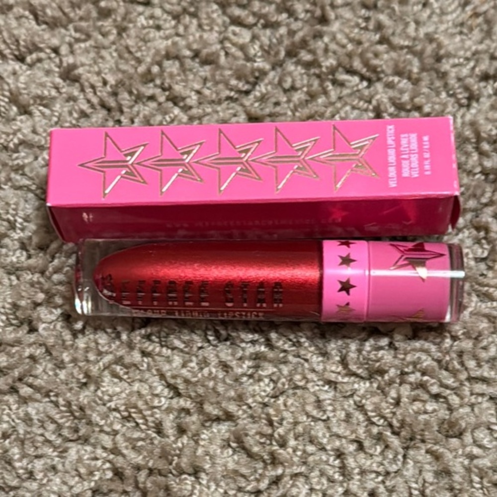 Jeffree Star Poinsettia Velour Liquid Lipstick